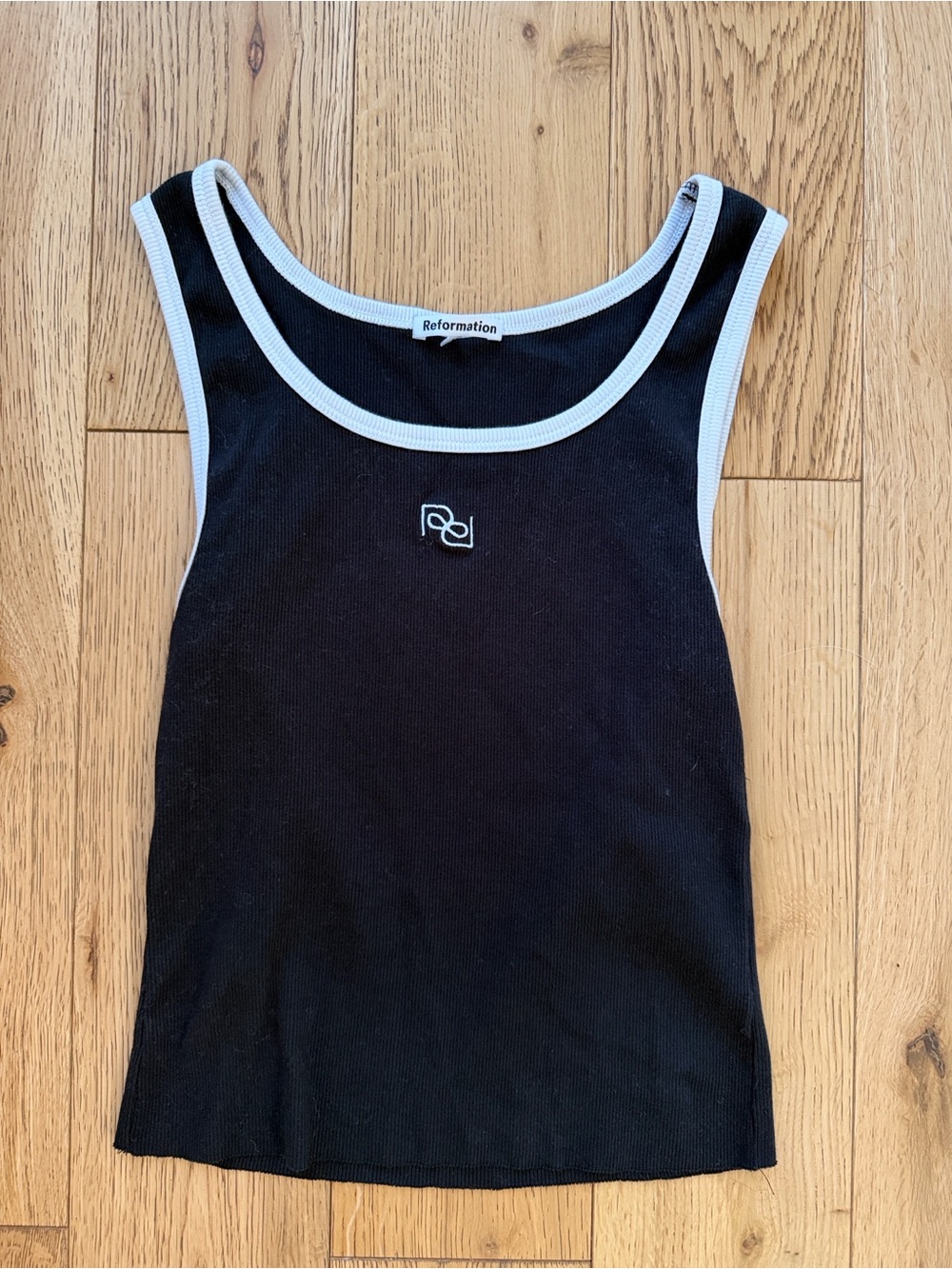Reformation Erina Knit Tank In Logo Black And White size M